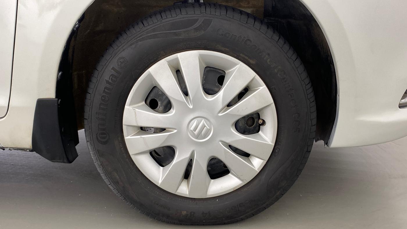 2015 Maruti Swift Dzire VXI, Petrol, Manual, 83,425 km, Right Front Wheel