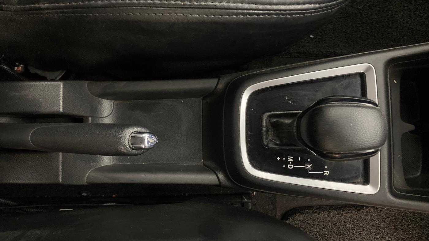 2022 Maruti Swift ZXI AMT, Petrol, Automatic, 80,288 km, Gear Lever