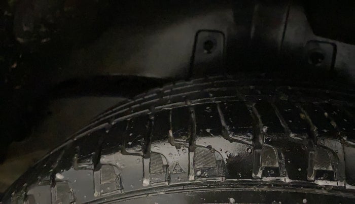 2023 Mahindra BOLERO NEO N 4, Diesel, Manual, 52,250 km, Left Rear Tyre Tread