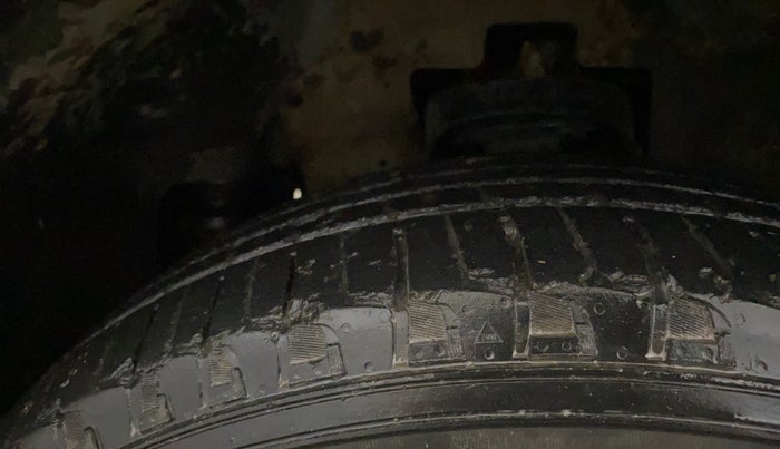 2023 Mahindra BOLERO NEO N 4, Diesel, Manual, 52,250 km, Left Front Tyre Tread