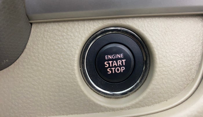 2016 Maruti Ertiga ZDI + SHVS, Diesel, Manual, 97,849 km, Keyless Start/ Stop Button