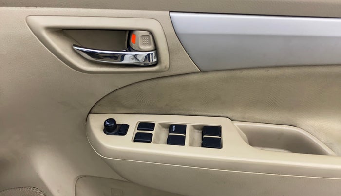 2016 Maruti Ertiga ZDI + SHVS, Diesel, Manual, 97,849 km, Driver Side Door Panels Control