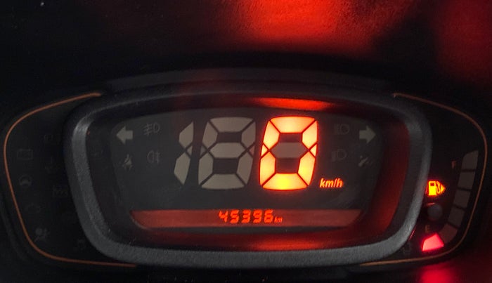 2018 Renault Kwid RXT 1.0 (O), Petrol, Manual, 45,547 km, Odometer Image