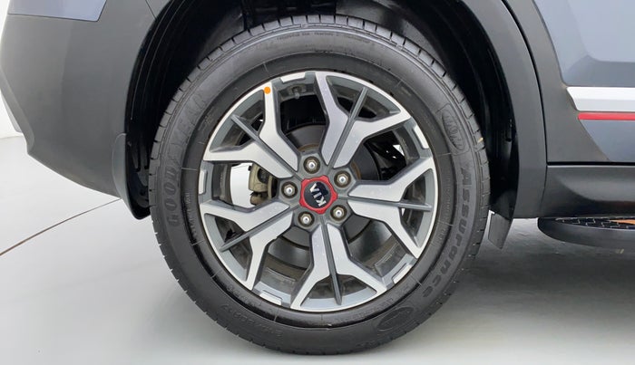 2020 KIA SELTOS 1.4 GTX+ TURBO GDI PETROL AT, Petrol, Automatic, 26,840 km, Right Rear Wheel