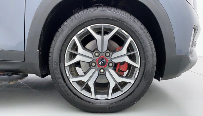 2020 KIA SELTOS 1.4 GTX+ TURBO GDI PETROL AT, Petrol, Automatic, 26,840 km, Right Front Wheel