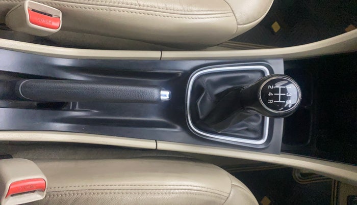 2018 Maruti Ciaz ALPHA 1.4 PETROL, Petrol, Manual, 75,843 km, Gear Lever