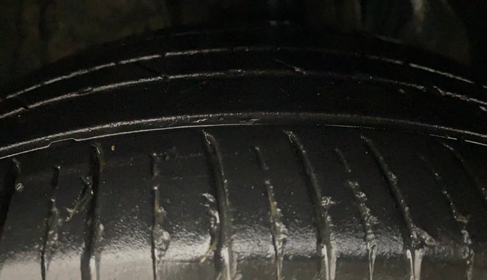 2021 Hyundai NEW I20 N LINE N6 1.0 TURBO GDI IMT, Petrol, Manual, 19,253 km, Right Front Tyre Tread