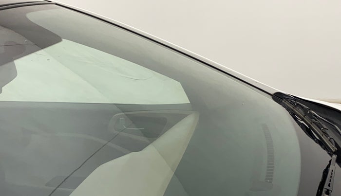 2018 Hyundai Elite i20 ASTA 1.2, Petrol, Manual, 36,479 km, Front windshield - Minor spot on windshield