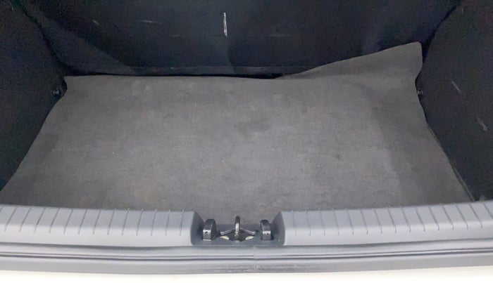 2018 Hyundai Elite i20 ASTA 1.2, Petrol, Manual, 36,479 km, Boot Inside