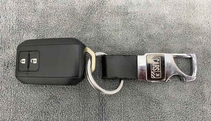 2019 Maruti XL6 ALPHA AT, Petrol, Automatic, 35,877 km, Key Close Up