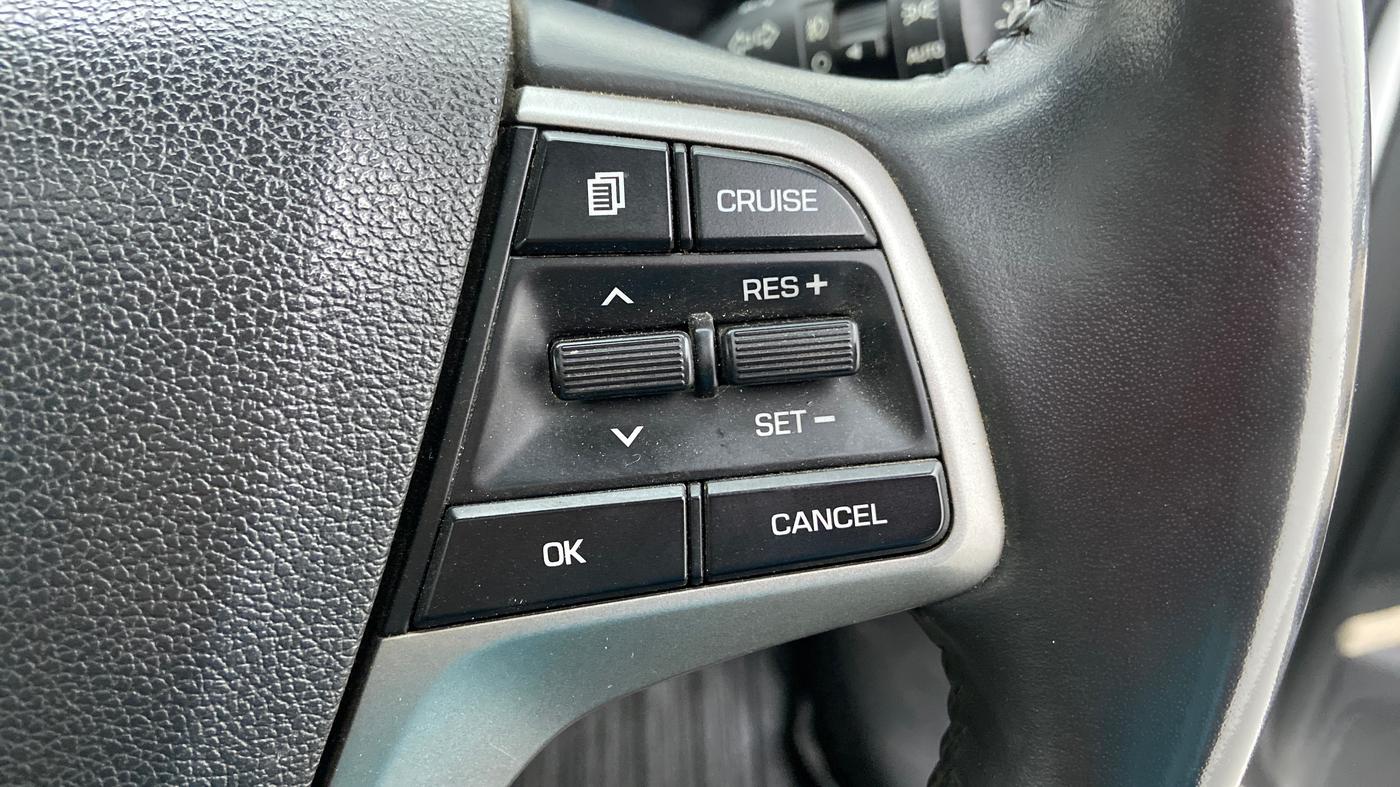 2017 Hyundai Verna 1.6 VTVT SX (O) AT, CNG, Automatic, 37,195 km, Adaptive Cruise Control
