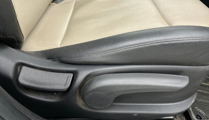 2017 Hyundai Verna 1.6 VTVT SX (O) AT, CNG, Automatic, 37,195 km, Driver Side Adjustment Panel