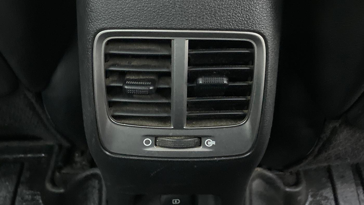 2017 Hyundai Verna 1.6 VTVT SX (O) AT, CNG, Automatic, 37,195 km, Rear AC Vents