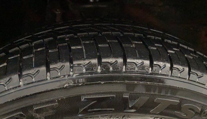 2017 Maruti Alto K10 VXI, Petrol, Manual, 23,227 km, Right Front Tyre Tread