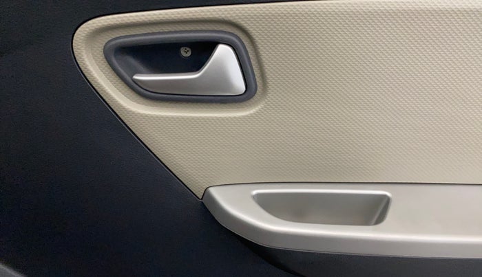 2017 Maruti Alto K10 VXI, Petrol, Manual, 23,227 km, Driver Side Door Panels Control