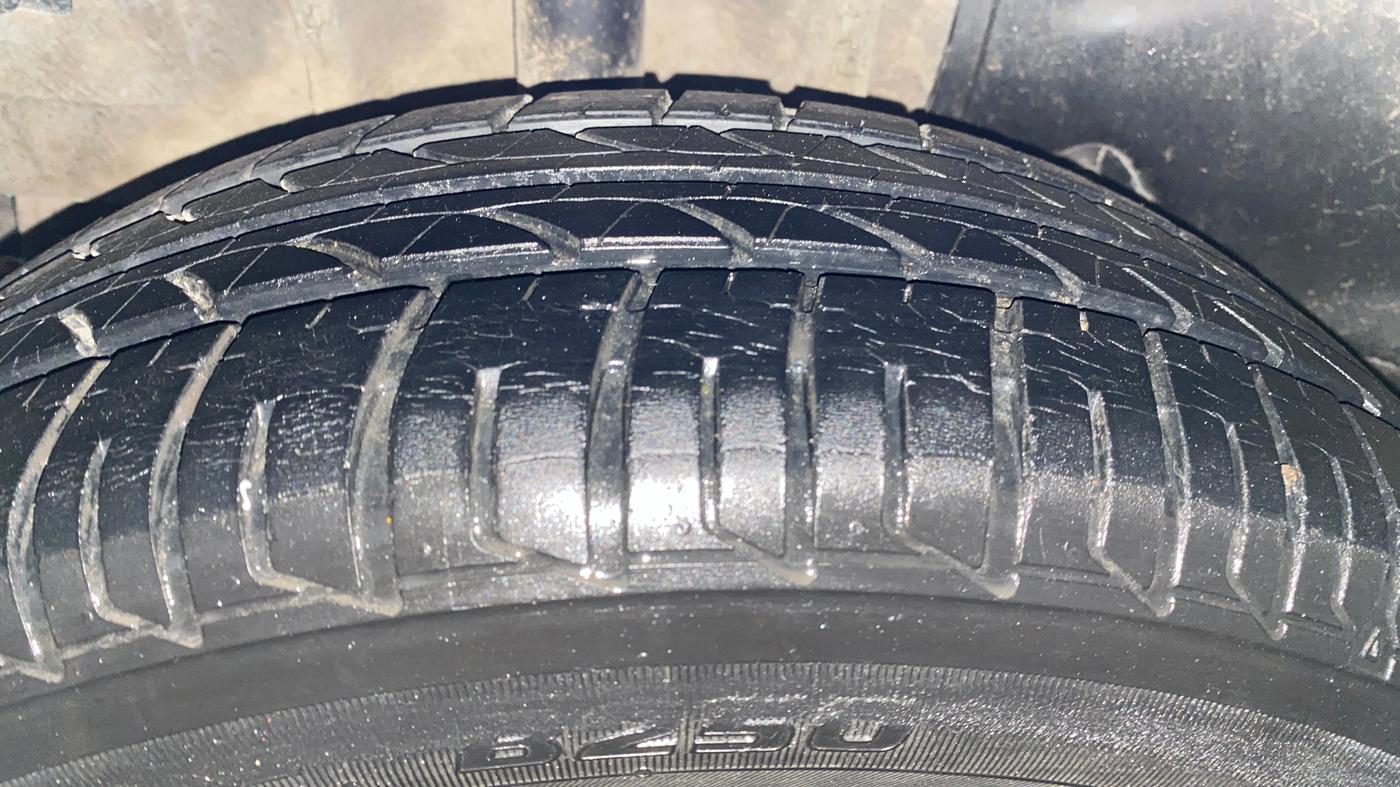 2017 Tata Tiago XZ PETROL, Petrol, Manual, 73,243 km, Right Rear Tyre Tread