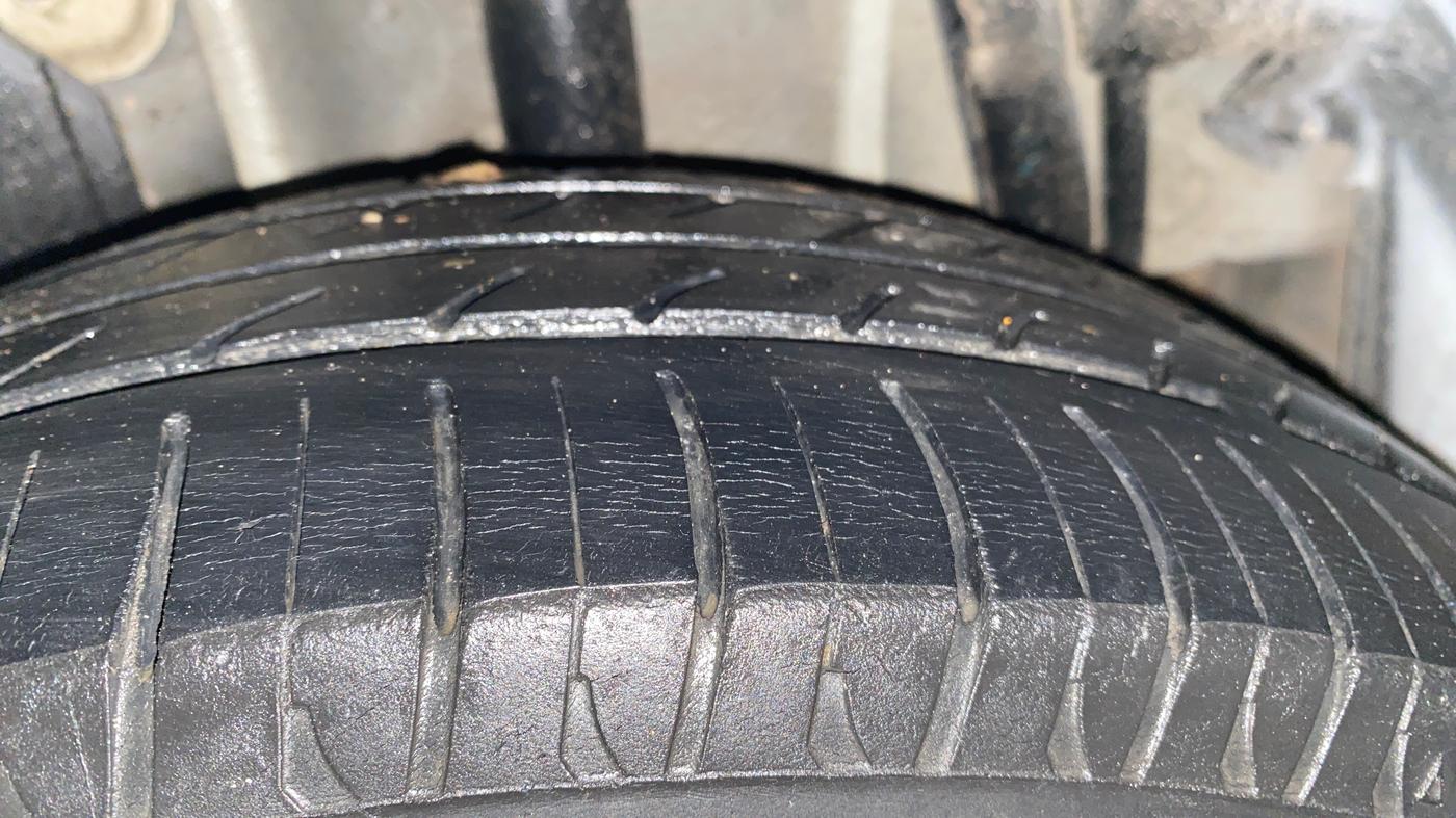 2017 Tata Tiago XZ PETROL, Petrol, Manual, 73,243 km, Left Rear Tyre Tread