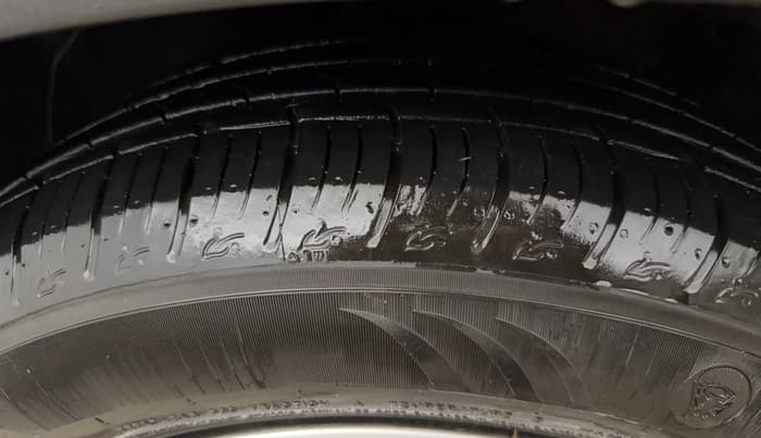 2020 KIA SONET HTX 1.0 IMT, Petrol, Manual, 73,261 km, Left Front Tyre Tread