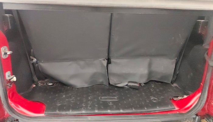 2022 Mahindra Thar LX  P 4WD AT CONVERTIBLE, Petrol, Automatic, 35,208 km, Boot Inside