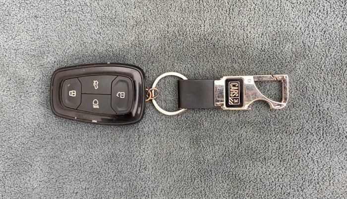 2018 Tata NEXON XZA PLUS PETROL, Petrol, Automatic, 12,564 km, Key Close Up