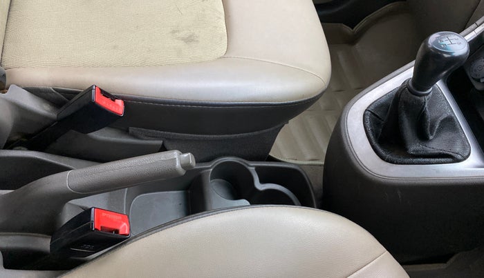 2014 Hyundai i10 SPORTZ 1.1 IRDE2, Petrol, Manual, 89,433 km, Gear Lever