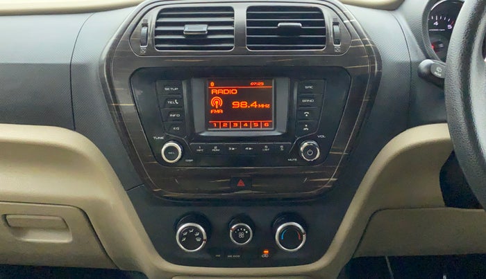 2018 Mahindra TUV300 T8, Diesel, Manual, 23,443 km, Air Conditioner