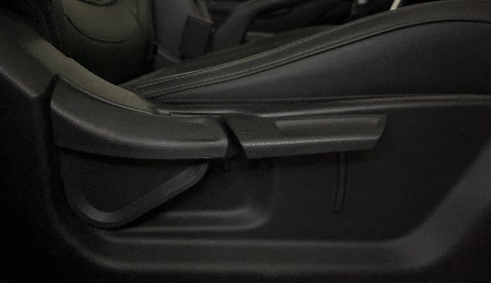 2020 KIA SELTOS HTX ANNIVERSARY EDITION 1.5 PETROL, Petrol, Manual, 67,505 km, Driver Side Adjustment Panel