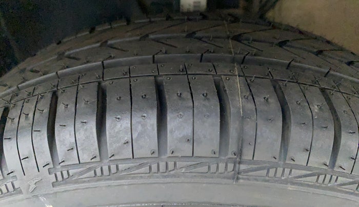 2020 Volkswagen Polo Trendline 1.0 L Petrol, Petrol, Manual, 19,215 km, Left Front Tyre Tread