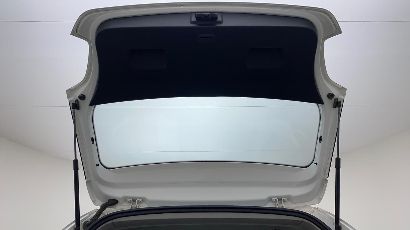 2020 Volkswagen Polo Trendline 1.0 L Petrol, Petrol, Manual, 19,215 km, Boot Door Open