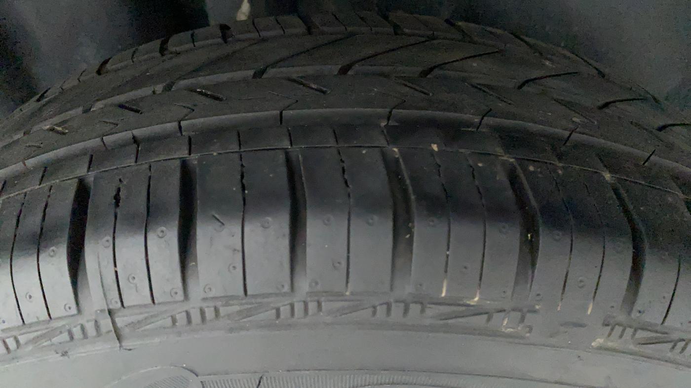 2020 Volkswagen Polo Trendline 1.0 L Petrol, Petrol, Manual, 19,215 km, Right Rear Tyre Tread