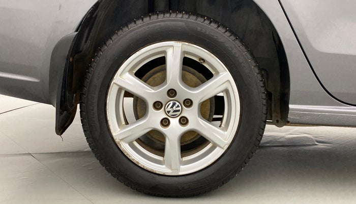 2013 Volkswagen Vento HIGHLINE DIESEL, Diesel, Manual, 72,587 km, Right Rear Wheel