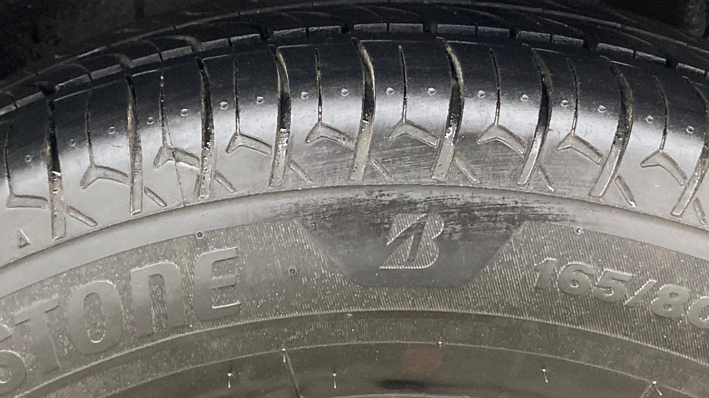 2018 Maruti Dzire VXI AMT, Petrol, Automatic, 63,179 km, Left Rear Tyre Tread