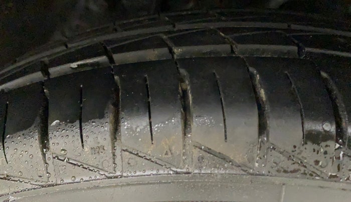 2023 Maruti Alto VXI, Petrol, Manual, 2,992 km, Right Front Tyre Tread