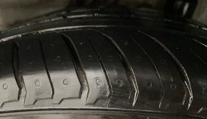 2016 Honda BR-V 1.5L I- DTEC VX, Diesel, Manual, 85,230 km, Left Rear Tyre Tread