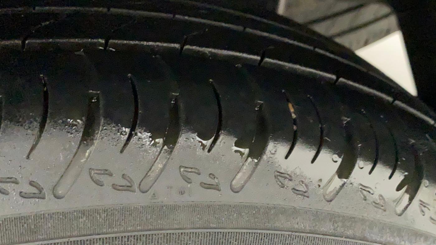 2022 Maruti XL6 ALPHA AT, Petrol, Automatic, 21,509 km, Left Rear Tyre Tread