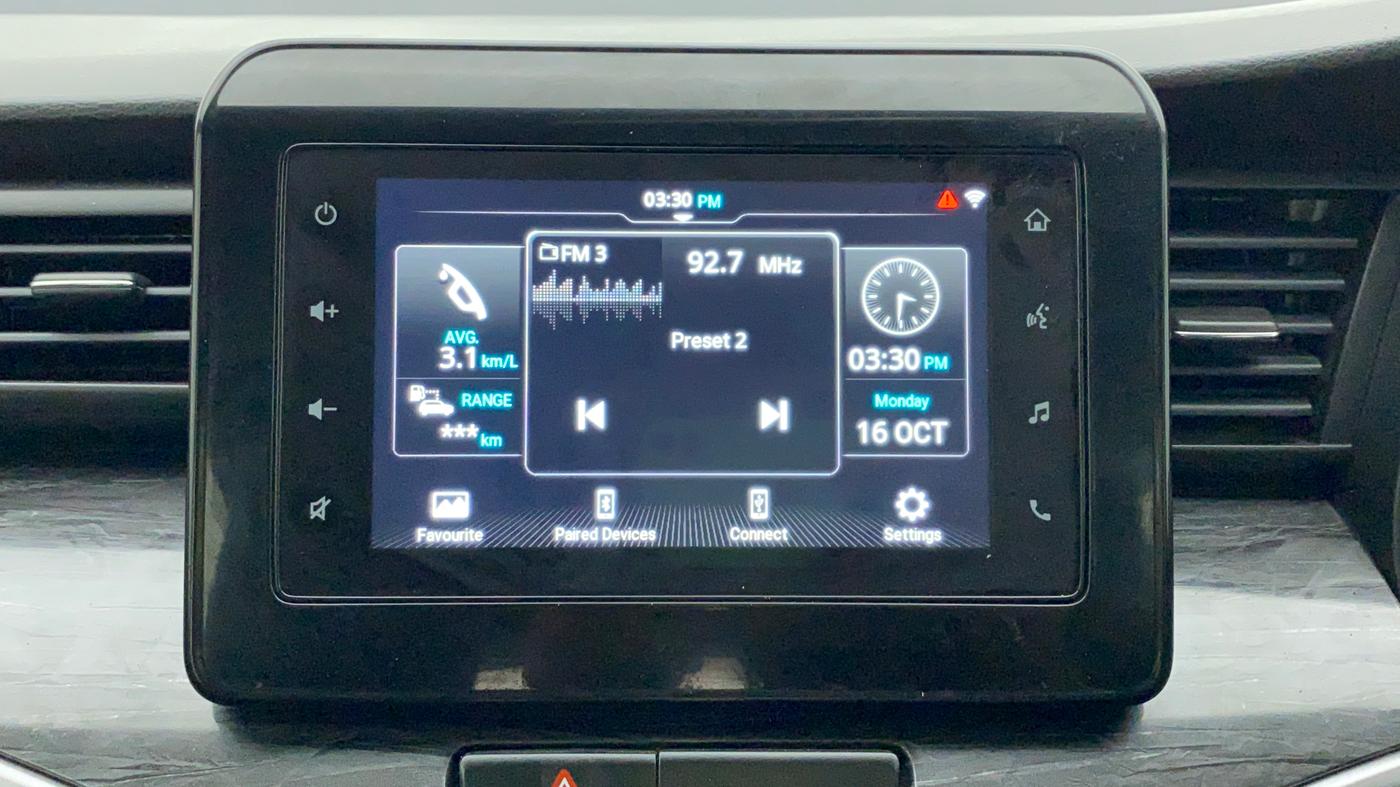 2022 Maruti XL6 ALPHA AT, Petrol, Automatic, 21,509 km, Infotainment System