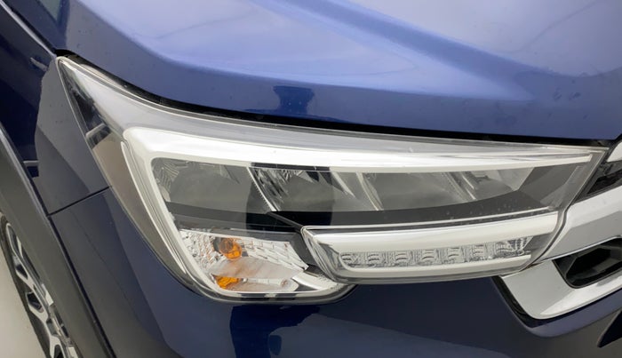 2022 Maruti XL6 ALPHA AT, Petrol, Automatic, 21,509 km, Right headlight - Minor scratches