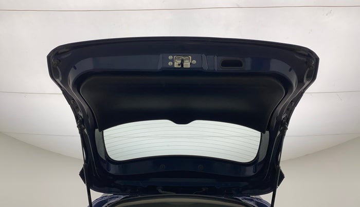 2022 Maruti XL6 ALPHA AT, Petrol, Automatic, 21,509 km, Boot Door Open