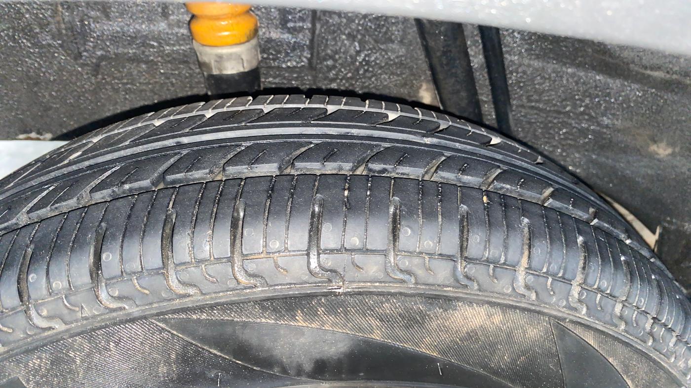2018 Renault Kwid RXT 1.0 (O), CNG, Manual, 67,703 km, Right Rear Tyre Tread