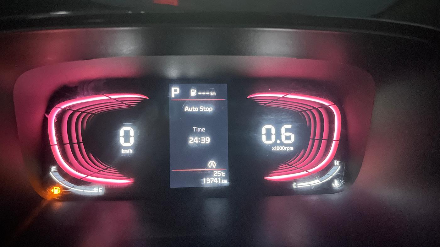 2023 KIA CARENS LUXURY PLUS 1.5 TURBO PETROL DCT 7 STR, Petrol, Automatic, 13,722 km, Odometer Image