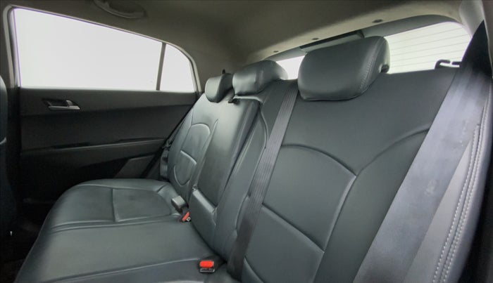2017 Hyundai Creta 1.6 SX PLUS AUTO PETROL, Petrol, Automatic, 36,374 km, Right Side Rear Door Cabin