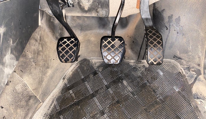 2013 Volkswagen Polo HIGHLINE1.2L, Petrol, Manual, 50,138 km, Pedals