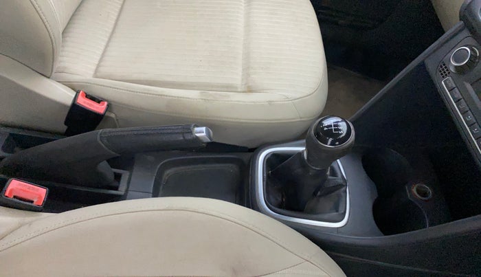 2013 Volkswagen Polo HIGHLINE1.2L, Petrol, Manual, 50,138 km, Gear Lever