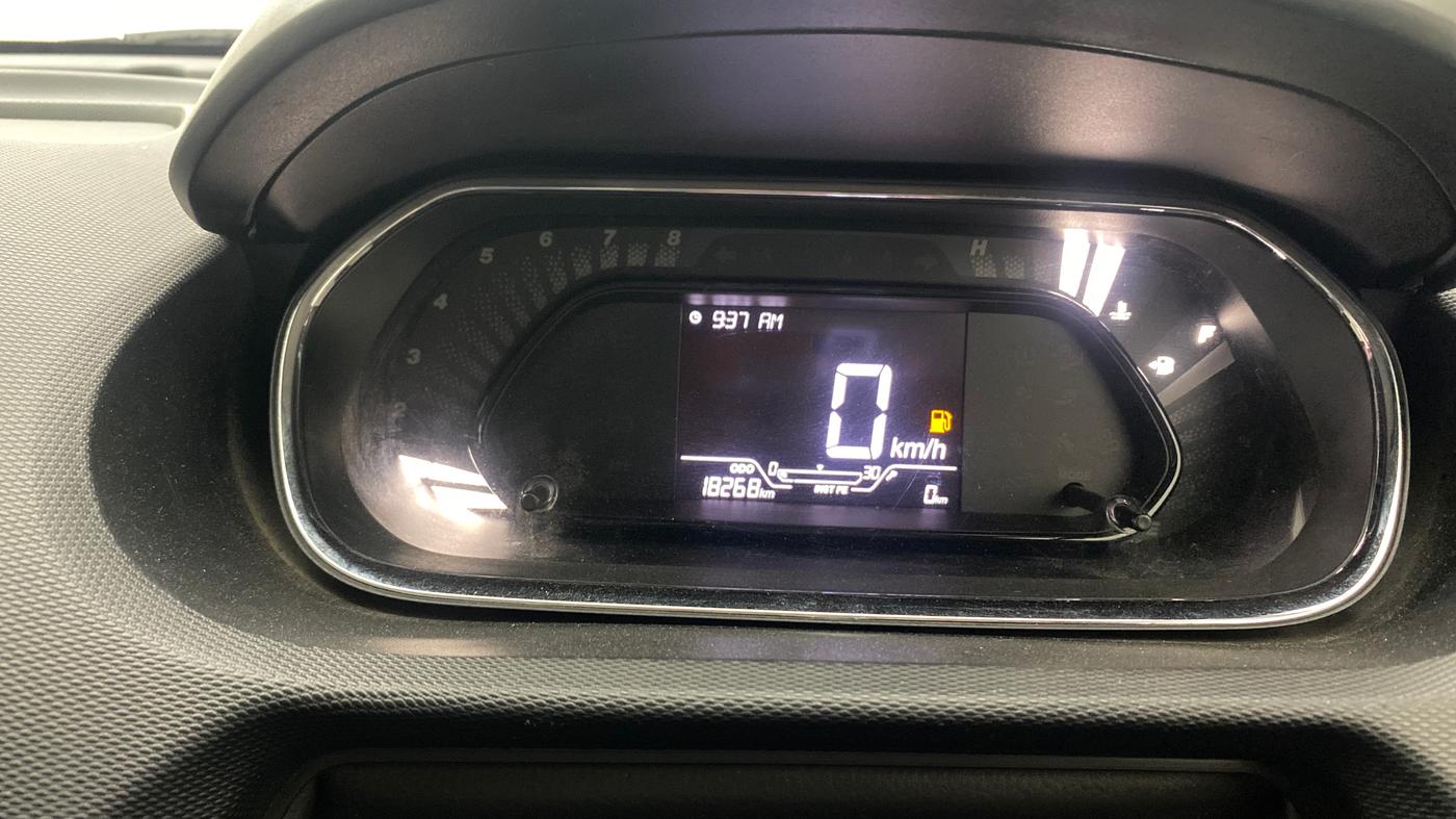 2024 Tata Tiago XT PETROL, Petrol, Manual, 18,221 km, Odometer Image