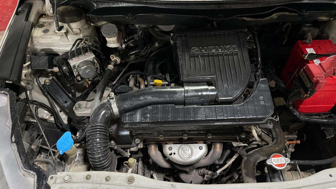 2016 Maruti Ciaz ZXI AT, Petrol, Automatic, 97,097 km, Engine View - Right