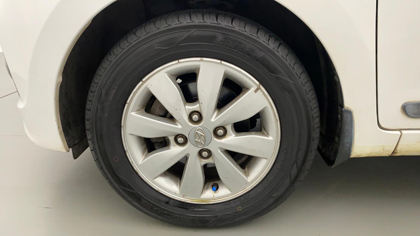 2015 Hyundai Xcent SX 1.2, Petrol, Manual, 34,492 km, Left Front Wheel