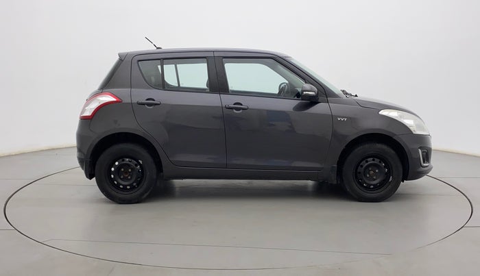 2017 Maruti Swift VXI O, Petrol, Manual, 55,809 km, Right Side View