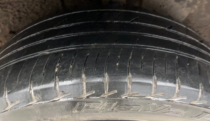 2021 Tata ALTROZ XZ PETROL, Petrol, Manual, 66,054 km, Left Rear Tyre Tread