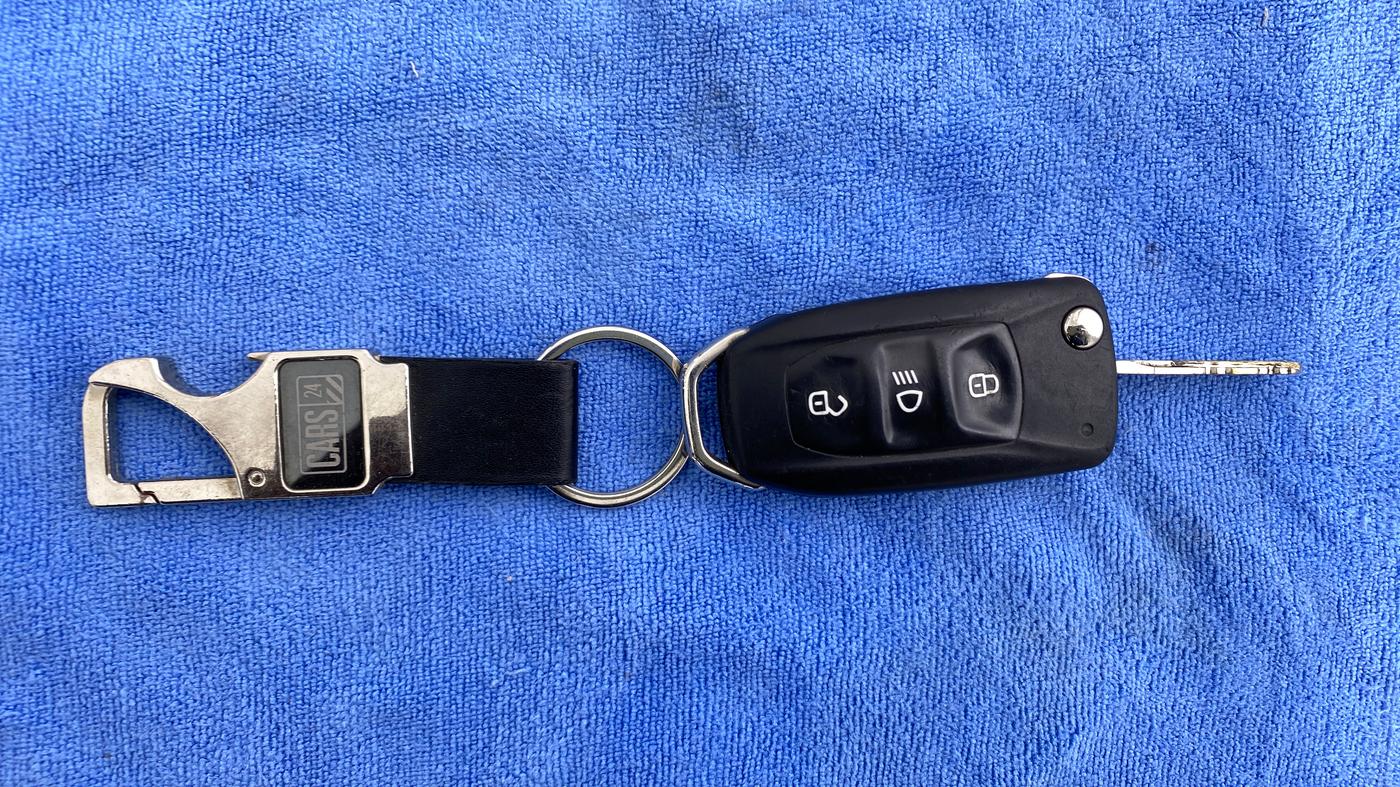 2018 Tata TIAGO NRG PETROL, Petrol, Manual, 57,606 km, Key Close Up