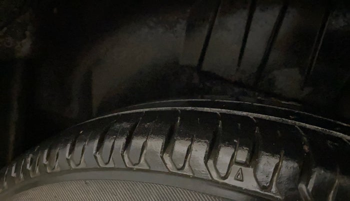 2018 Maruti Dzire VXI AMT, Petrol, Automatic, 47,706 km, Left Rear Tyre Tread